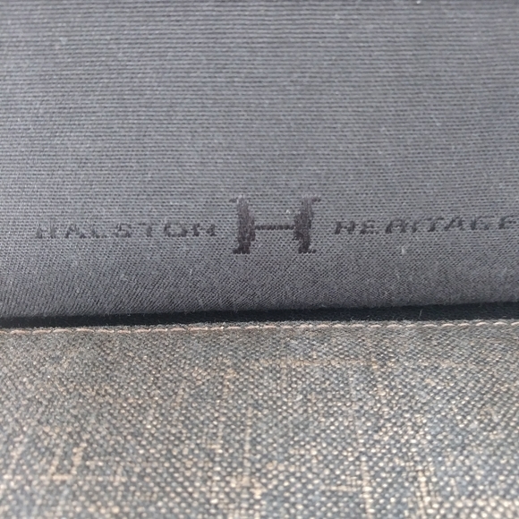 Halston Heritage metallic evening clutch - Picture 3 of 6